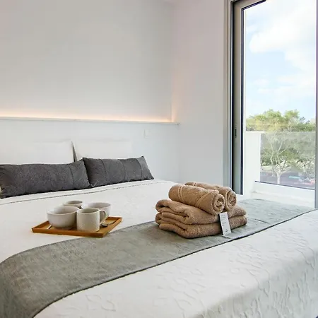 Апартаменты Phaedrus Living - Seaside Executive Flat Harbour 205 Пафос Экстерьер фото