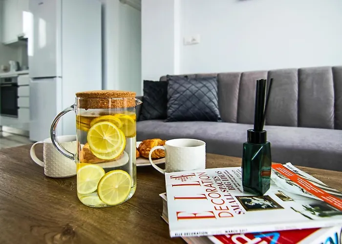 Phaedrus Living - Seaside Executive Flat Harbour 205